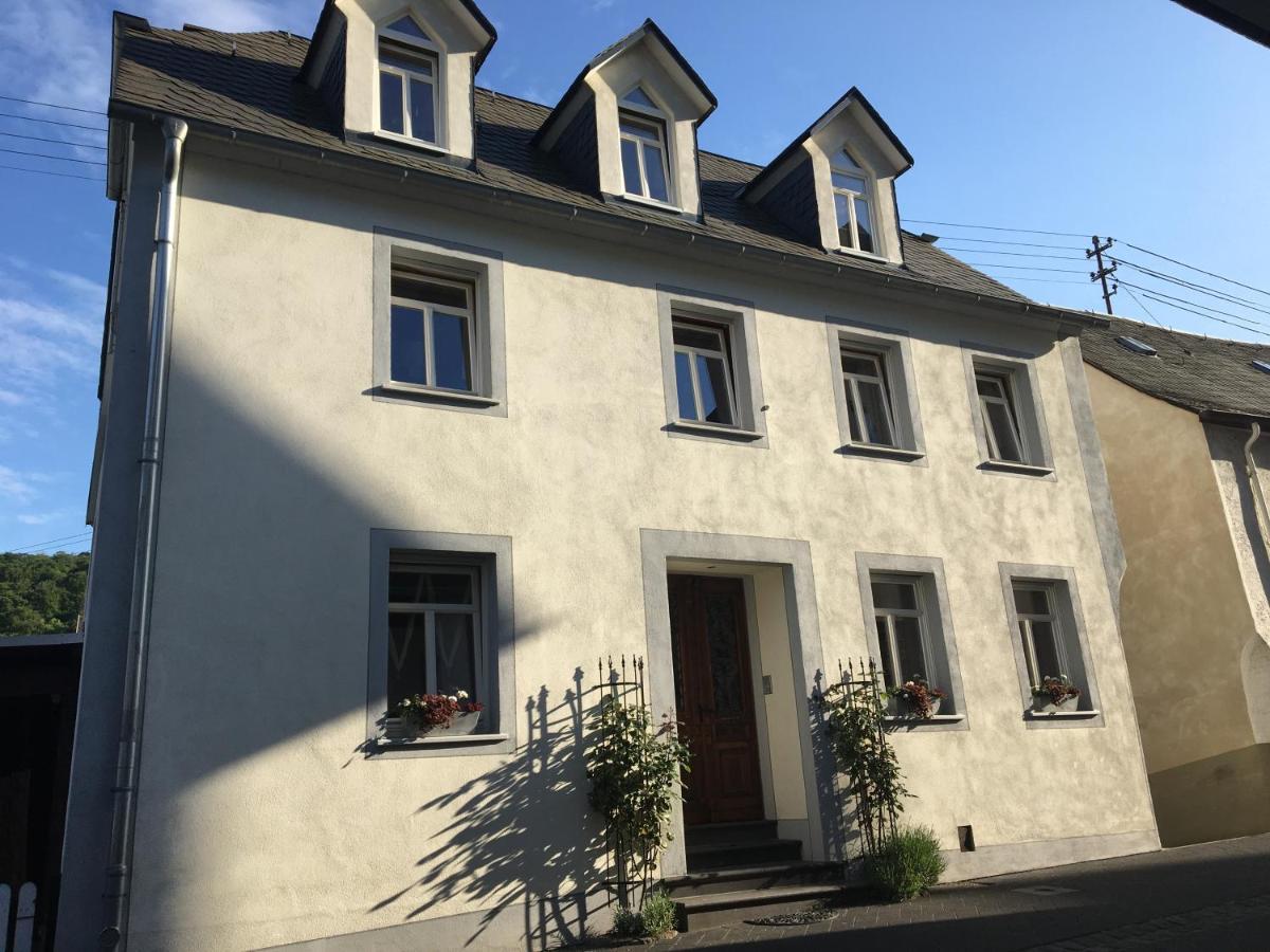 Ferienwohnung Rabennest Hatzenport Bagian luar foto